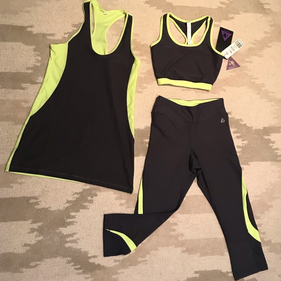 3-Piece Zuzuzen Workout Set - Legging, Tank, Bra - Picture 1 of 8